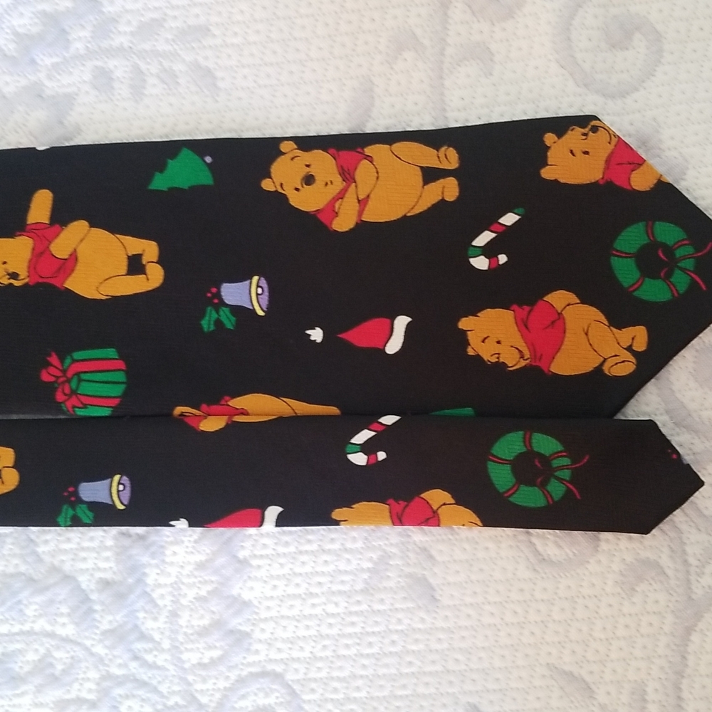 WINNIE THE POOH CHRISTMAS TIE - Picture 7 of 8